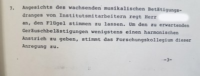 Protokoll-Klavier-Lärm.jpg Protokollauszug: Klavierlärm