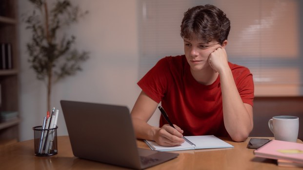 Mit Hitchcock und Minecraft der Aufmerksamkeit auf der Spur