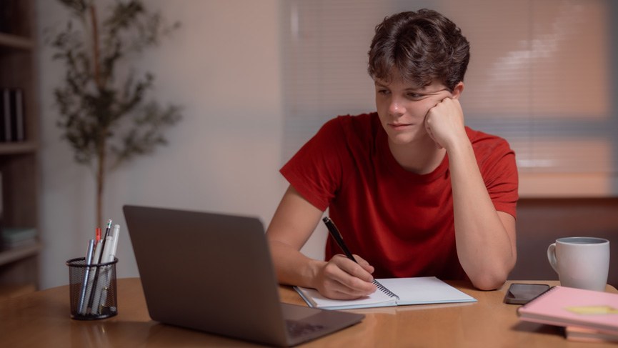 Messung von Aufmerksamkeit beim Schauen von Lern-Videos