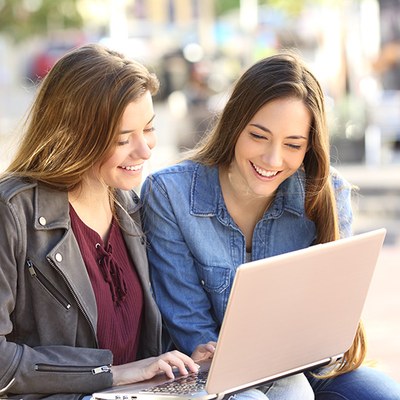 Onlineangebote zum Thema Ganztag