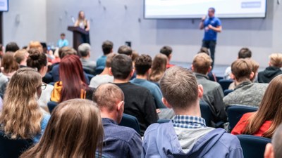 Lost in Translation? Zur Bedeutung von Transfer in der empirischen Bildungsforschung